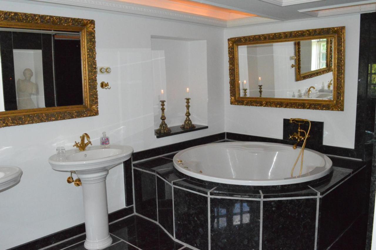 Hotel Skrobelev Gods Manor House Rudkobing